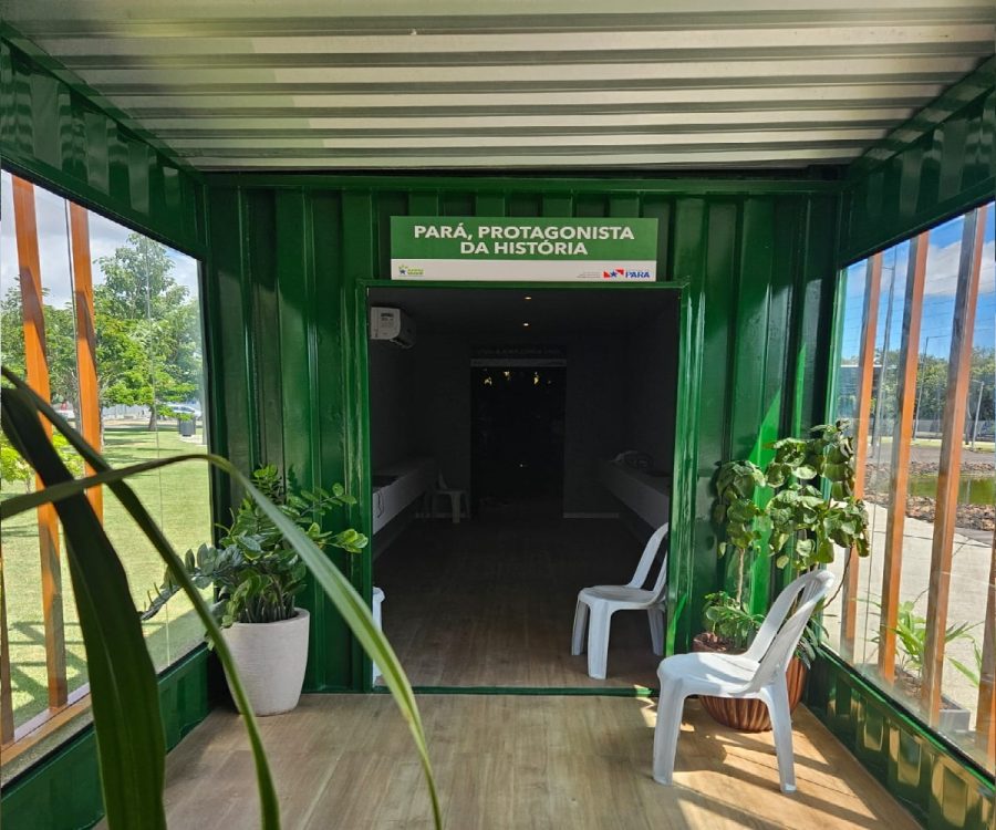 Home 18 Projeto container marítimo 40 pés sob encomenda. Uma estrutura feita sob encomenda com 30 metros de comprimento e 65m² de área